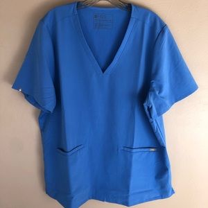 Figs - Casma Scrub Top Ceil Blue